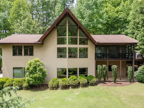 7410 Breeze Bay Rd, Cumming, GA 30041