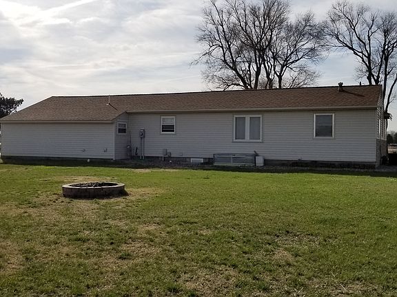 4th image of 4230 W Us Highway 30