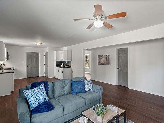 2nd image of 137 Cheyenne Trl