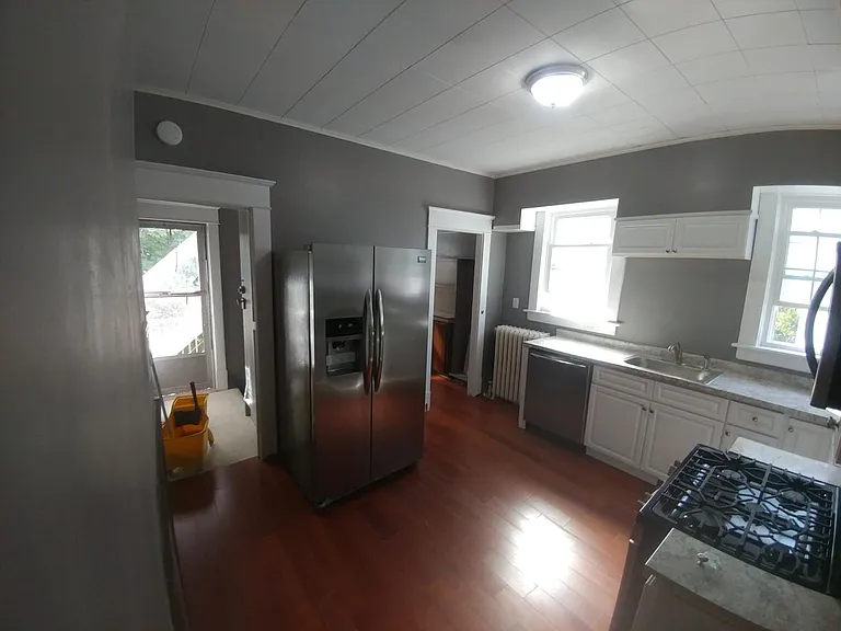 818 Myrtle Ave #1 — Photo 2