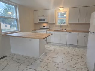 215 W Bank St, Bridgewater, VA 22812