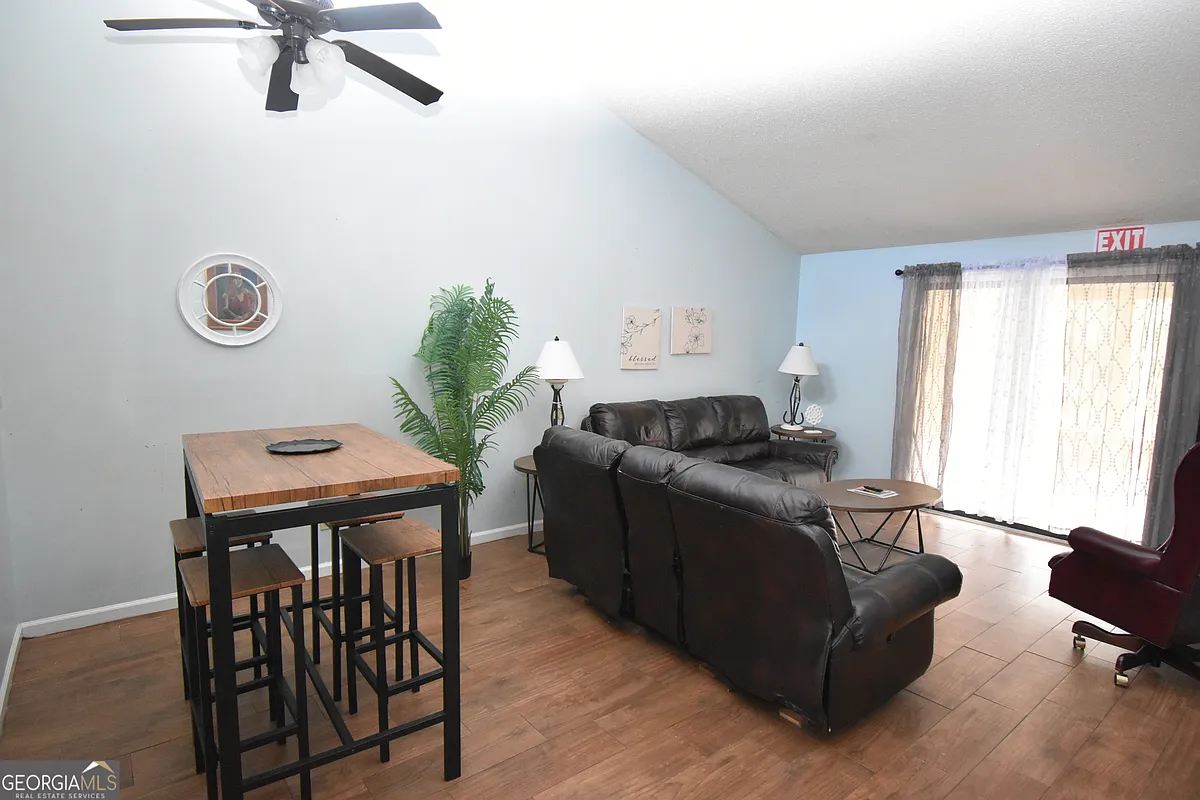 Building Photo - 306 Admirals Walk Dr
