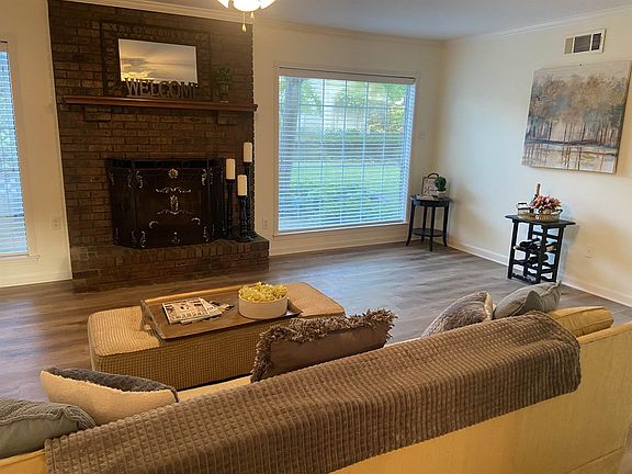 5th image of 1400 Brookside Dr