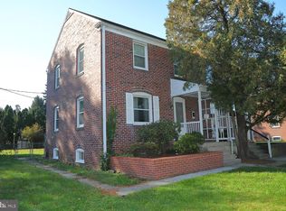 990 Center Ave, Lancaster, PA 17601