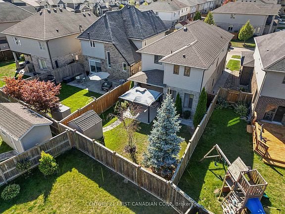 5th image of 6681 Navin Cres