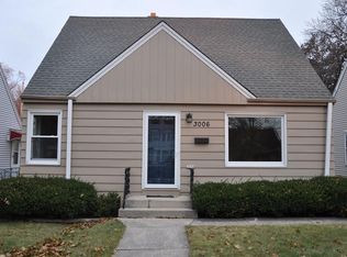 3006 N 89th St, Milwaukee, WI 53222