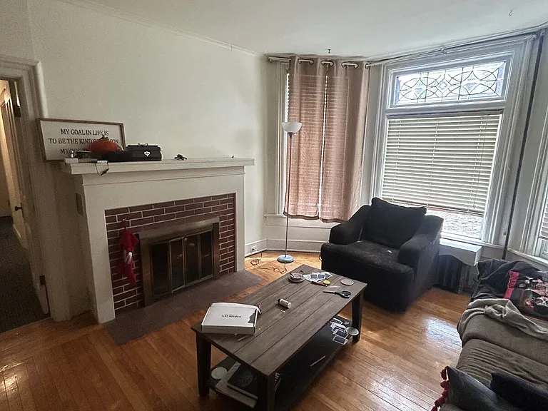 1325 State St — Photo 5
