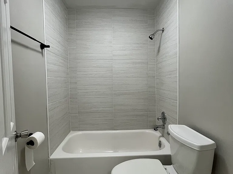 400 Advocate Ct #D — Photo 16