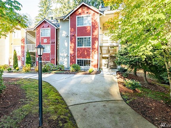 2nd image of 15433 Country Club Dr Unit D105