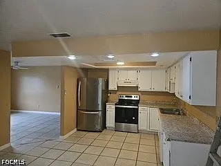 2 bed, 2.0 bath, 2538 sqft, $1,400 — Photo 2