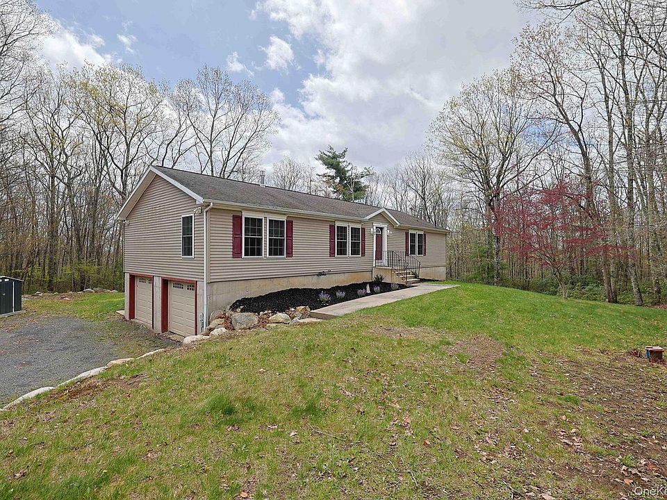 1st image of 70 Sawyer Lane