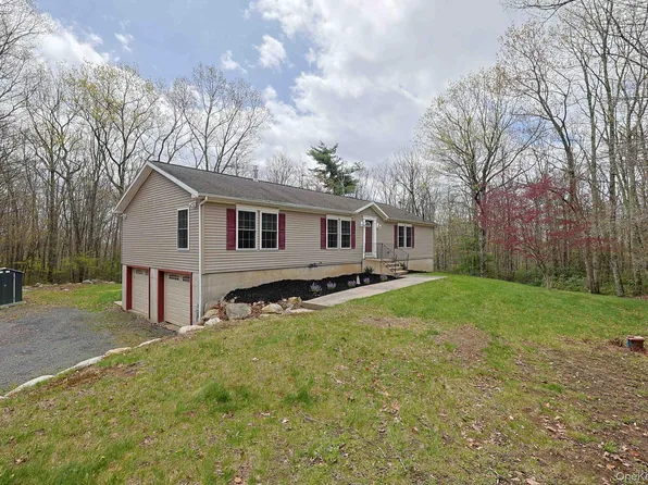 70 Sawyer Lane, Pine Bush, NY 12566