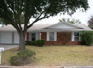 3614 Old Post Ct, San Angelo, TX 76904