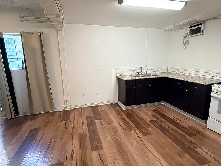 6702 State St #B — Photo 14