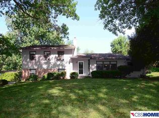 2122 S 106th St, Omaha, NE 68124