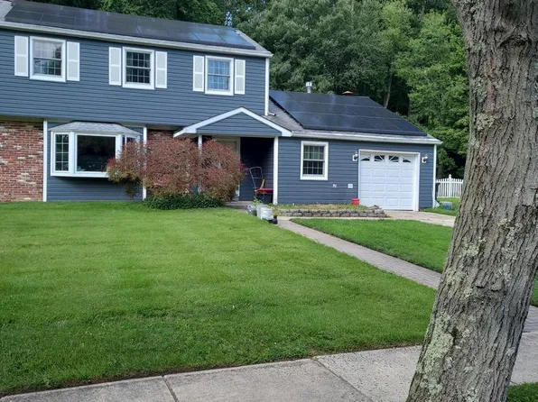 10 Evergreen Trl, Medford, NJ 08055