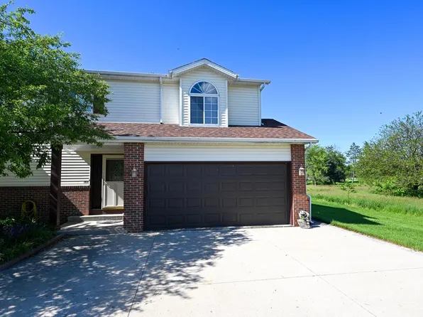 W2524 Roosevelt ROAD, Oconomowoc, WI 53066