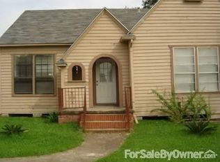 4140 Procter St, Port Arthur, TX 77642
