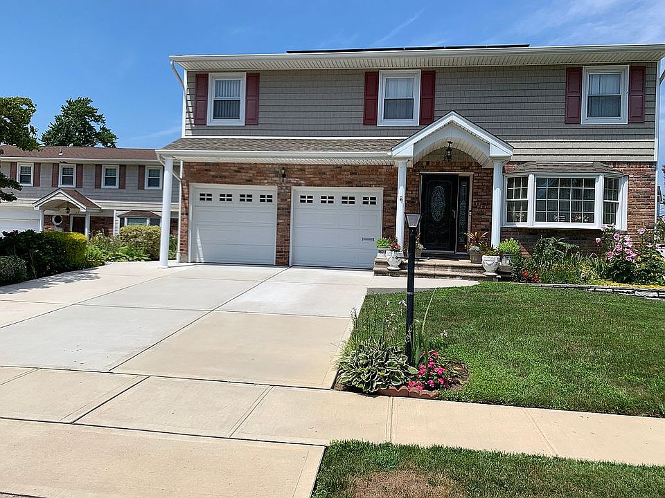 1st image of 26 Heritage Ct