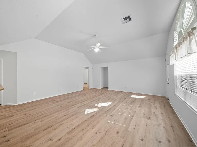 14730 Fir Knoll Way — Photo 6