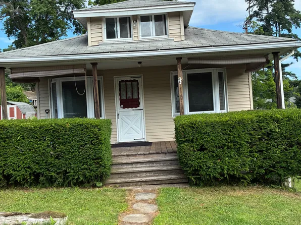 11 Eleanor Dr, Hunlock Creek, PA 18621