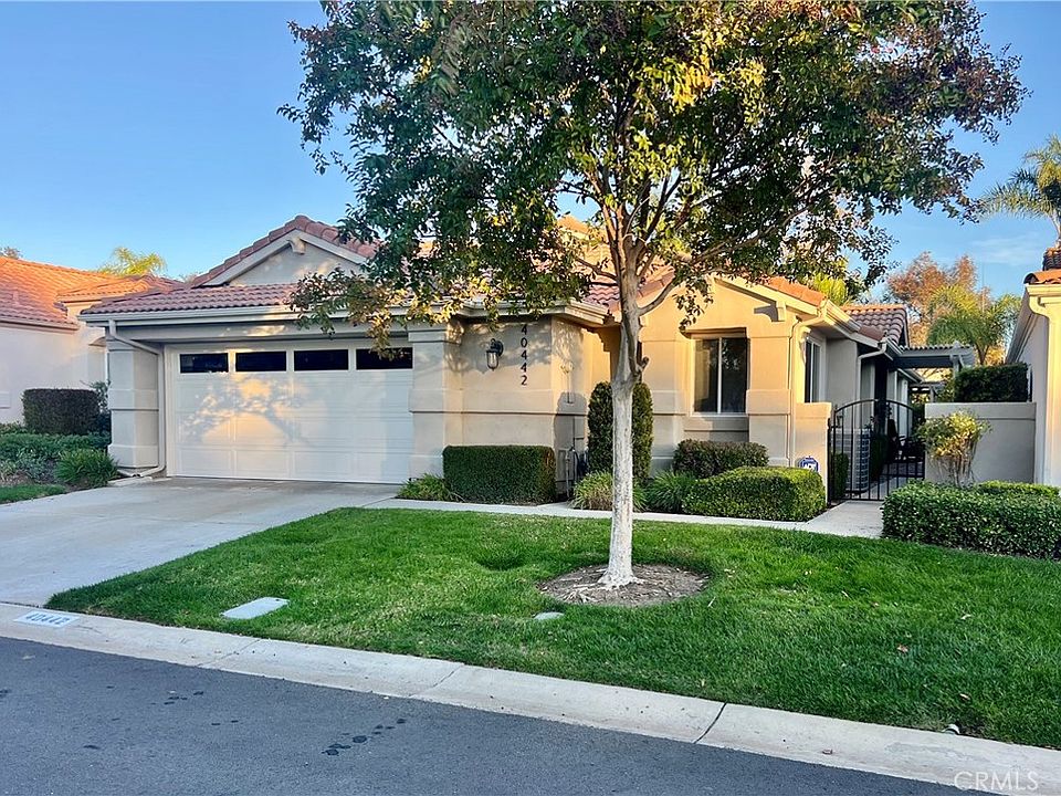 1st image of 40442 Via Amapola