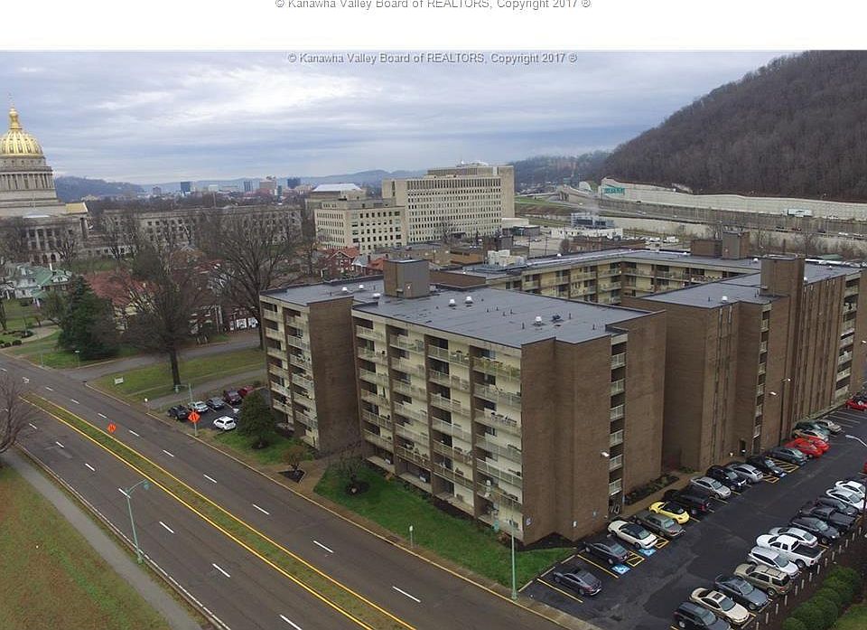 1st image of 2106 Kanawha Blvd E