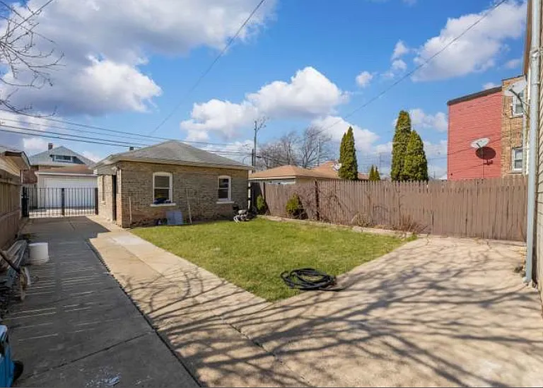 2104 S 49th Ave #1 — Photo 9