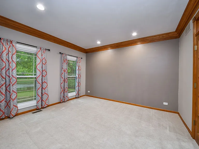 1156 Keim Ct — Photo 4