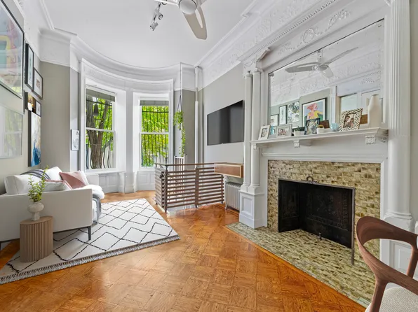 61 West 88th Street 1F image 1 of 11