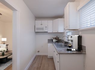 2218 7th Ave #2220-1/2, Los Angeles, CA 90018