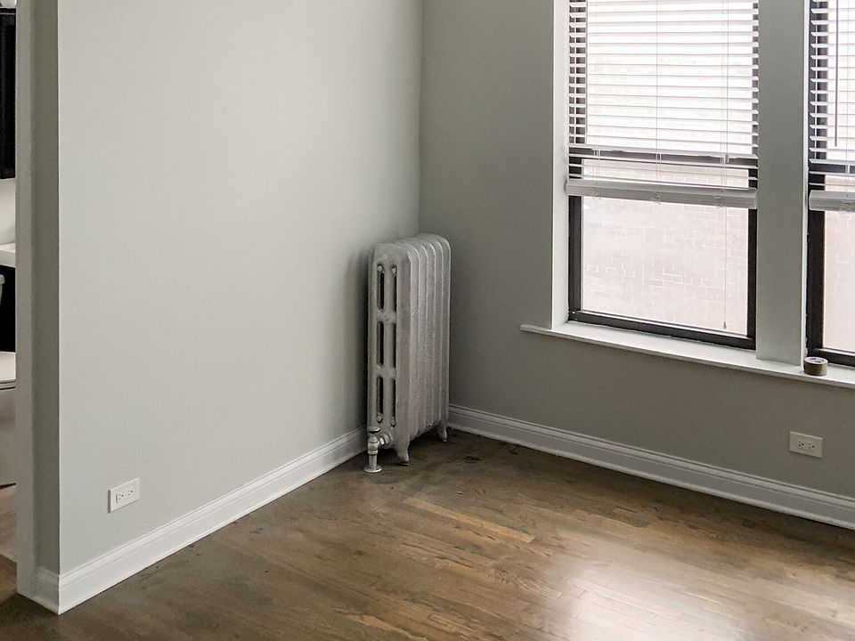 1st image of 514.106 W Cornelia Ave #106