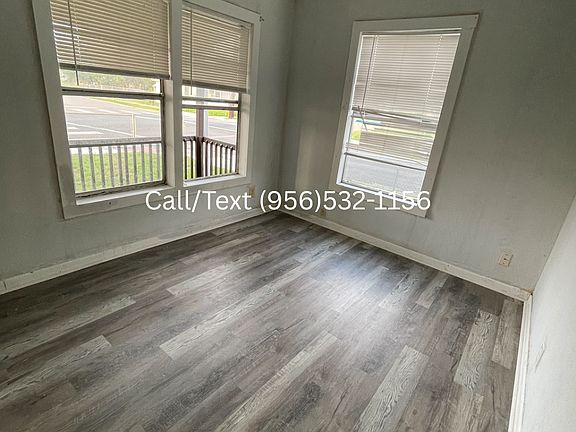 3rd image of 2901 Soledad St