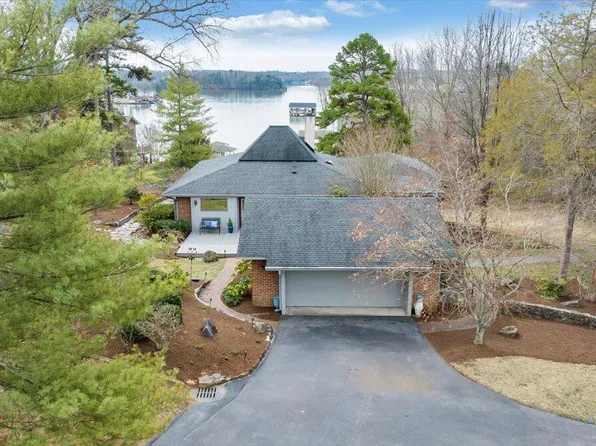 1375 Dudley Amos Rd, Moneta, VA 24121