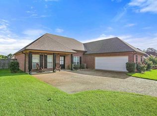 106 Victoria Ln, Clinton, MS 39056