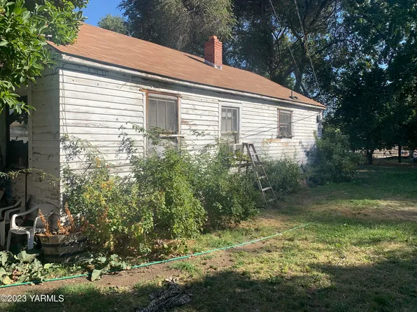 1014 E Pitcher St, Yakima, WA 98901