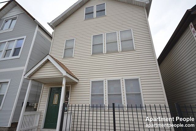 1st image of 2505 N Clybourn Ave #2