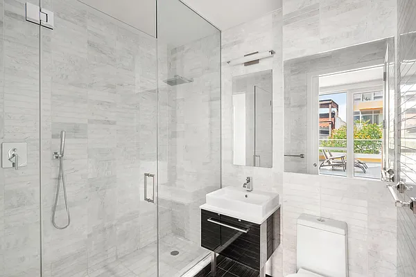 Sold by Compass | media 14