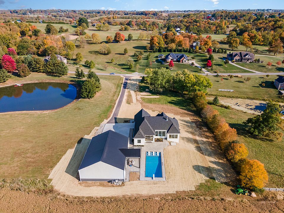 11935 Oxford Hills Dr, Walton, KY 41094 Zillow