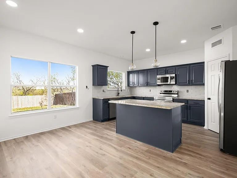 13220 Constellation Dr — Photo 10