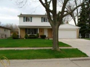 12212 Polara Dr, Sterling Heights, MI 48312