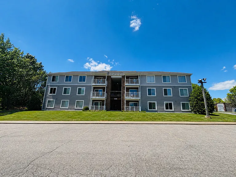 1203G University Ter — Photo 1