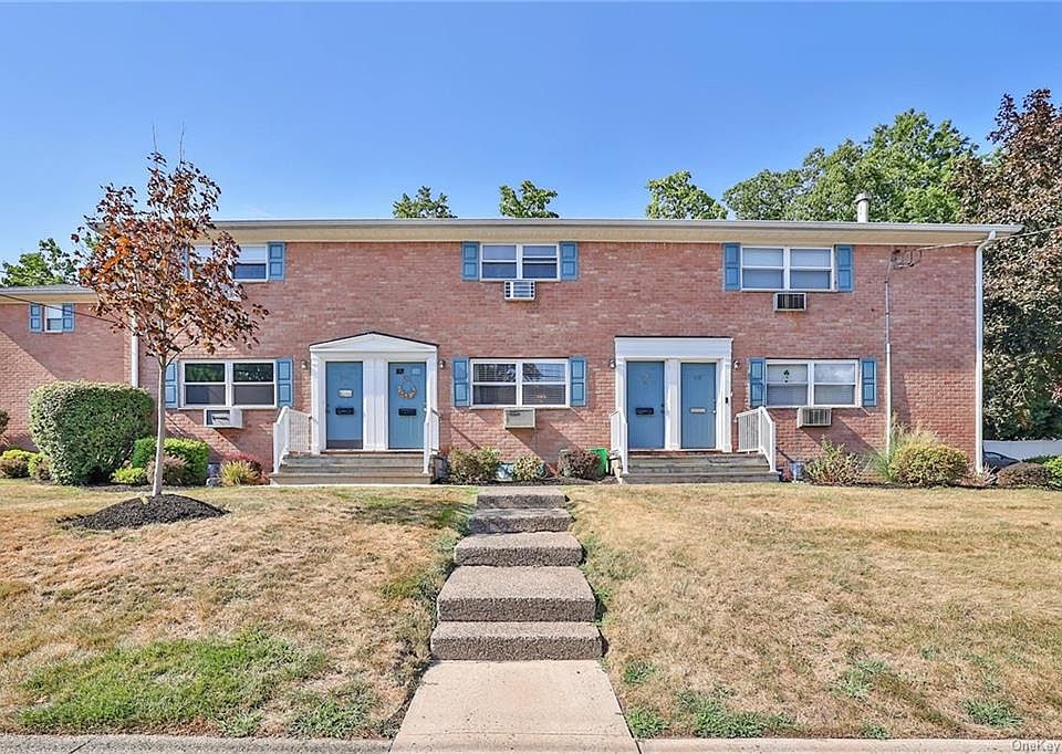 122 Meyer Oval, Pearl River, NY 10965 Zillow