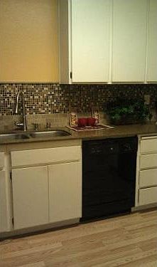 2nd image of 1055 N Capitol Ave APT 192