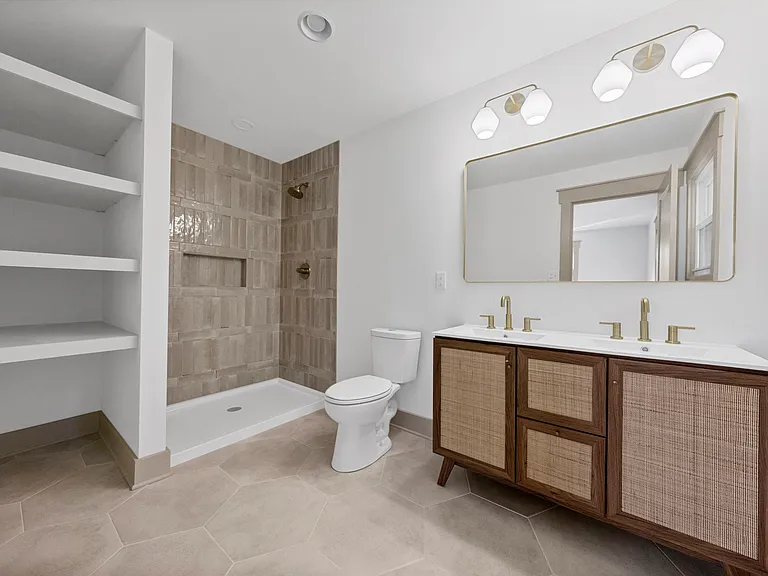460 Hilltop Trl — Photo 26