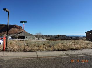 107 S Fairway Dr, Kanab, UT 84741