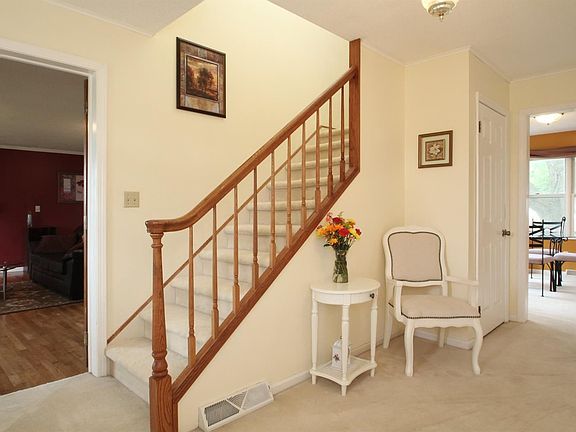 Roomy Foyer