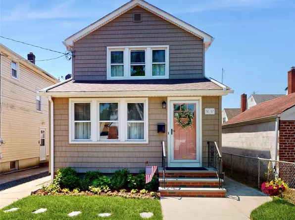 8612 261st Street, Floral Park, NY 11001