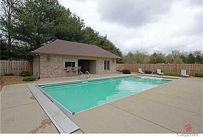 3rd image of 6922 Richwine Ct