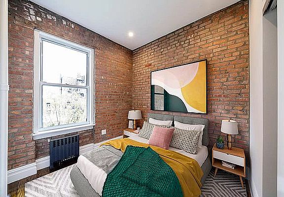 3rd image of 122 W 20th St #4B
